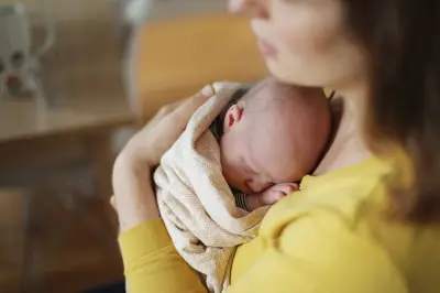 Congé de naissance : un démarrage compliqué pour les parents