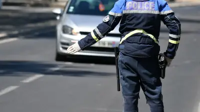 Course-poursuite à Montpellier : 9 feux grillés, 2 voitures percutées