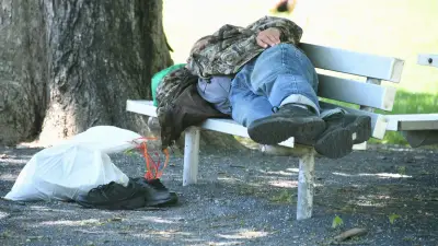 Crise du logement : un salarié espagnol dort dans la rue
