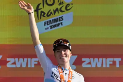 Demi Vollering : première cycliste à doubler au Tour de France Femmes