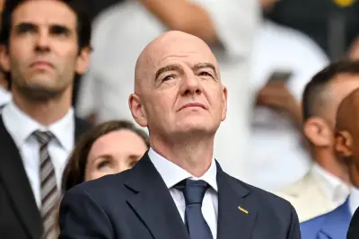 FIFA : des légendes du foot exigent un changement de direction
