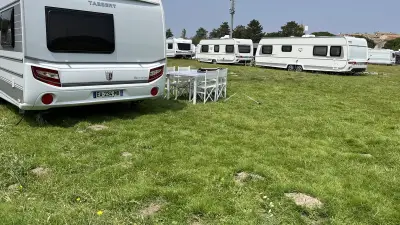 Gironde : le maire bloque l'installation de caravanes à Salaunes
