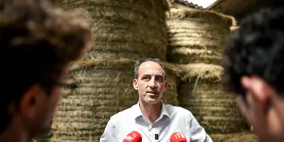 Glucksmann dénonce une opération russe de déstabilisation