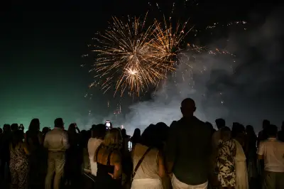 Grasse : le maire défend le feu d'artifice malgré les incendies
