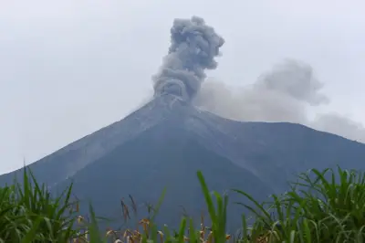 Guatemala : 1 700 évacuations après une alerte maximale au volcan de Fuego