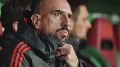 Hiziya Ribéry tente en vain de joindre son père Franck