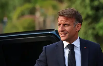 Incendies dans le Var : Macron promet un soutien comparable à la Gironde