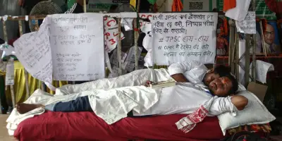 Inde : des étudiants marchent contre des fraudes aux examens