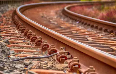 Italie : une ado de 17 ans meurt percutée par un train en gare