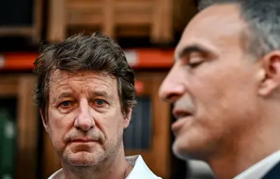 Jadot rejoint Glucksmann et prépare l'urgence écologique