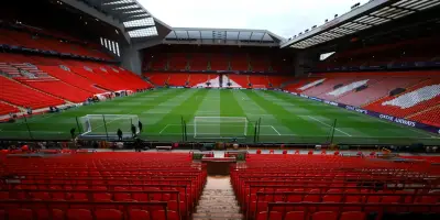 Jeff Bezos devient actionnaire minoritaire de Liverpool FC