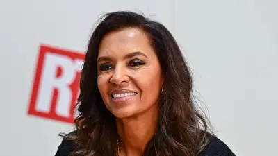 Karine Le Marchand : pourquoi elle reste célibataire