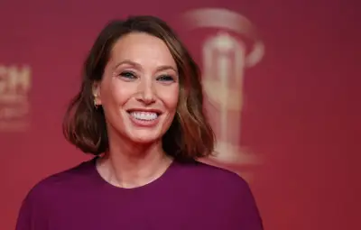 Laura Smet rentre chez elle après les incendies en Gironde