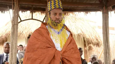 Le plus jeune roi du monde, Oyo Rukidi IV, meurt à 34 ans