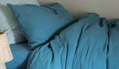 Linge de maison haut de gamme : les choix de Blanc Cerise