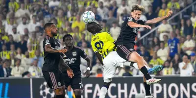 L'OL résiste à Fenerbahçe et garde espoir en Ligue des champions