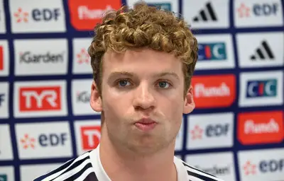 Léon Marchand forfait sur le 200 et 400 m quatre nages aux Championnats d'Europe
