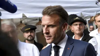 Macron en Lozère pour la rentrée scolaire et la réforme des enseignants