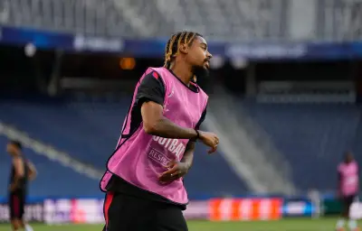 Mercato : Barcola vers Liverpool, l'OM toujours sans recrue