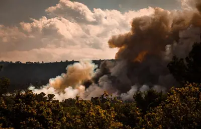 Mégafeu en Gironde et incendie dans le Var : le point