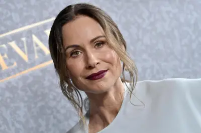 Minnie Driver victime d'un grave accident de la route en France