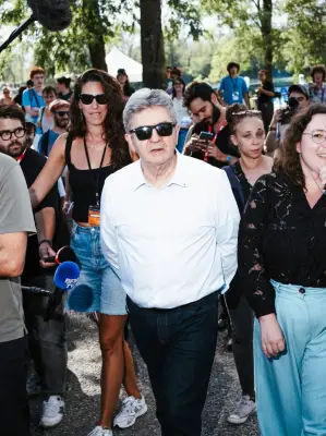 Mélenchon promet un État écologique prêt pour l'été prochain