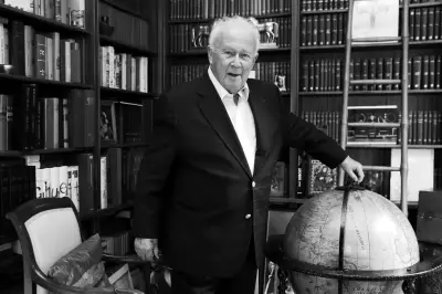Mort de Philippe Bouvard, figure des Grosses Têtes, à 96 ans