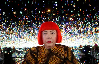 Mort de Yayoi Kusama, artiste visionnaire aux pois infinis