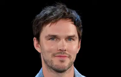 Nicholas Hoult sera Gilderoy Lockhart dans la série Harry Potter