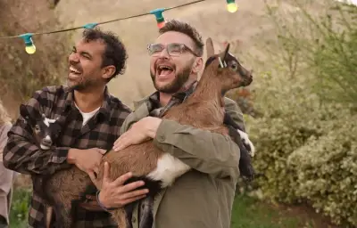 Nos Terres inconnues : Samuel Ostiguy et Jeanfi Janssens explorent l'Aveyron