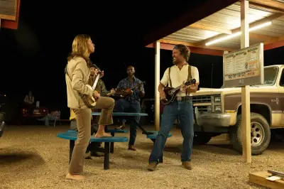 « Oklahoma Honey » : McConaughey magnétique en apiculteur vengeur