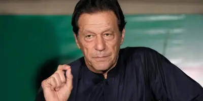 Pakistan : Imran Khan transféré à l'hôpital sur ordre de la Cour suprême