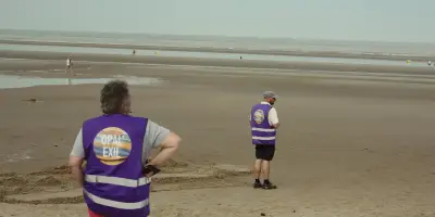 Pas-de-Calais : méga-boats et incendies ravivent les tensions migratoires