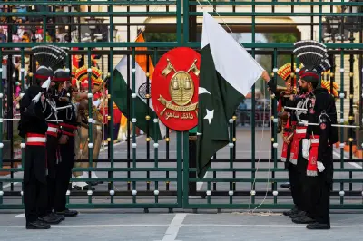 Pendjab : fin des poignées de main entre soldats indiens et pakistanais