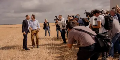 Présidentielle 2027 : Glucksmann-Jadot défendent l'écologie en Charente-Maritime