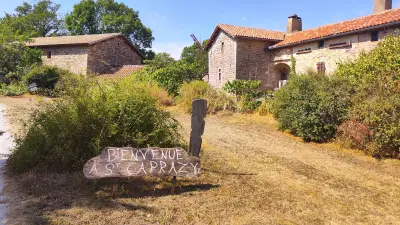 Saint-Caprazy : un hameau médiéval restauré par un tourneur sur bois