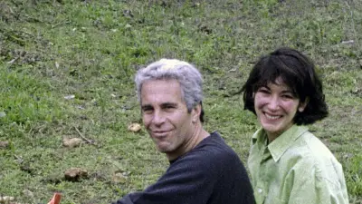 Saint-Tropez, lieu de prédation d'Epstein selon Le Monde