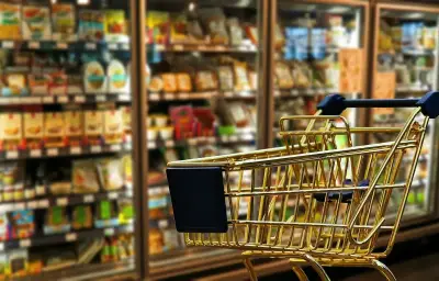 Salmonelles détectées dans des sachets de salade Carrefour Le Marché