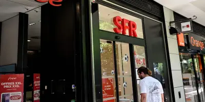 SFR : le déclin se poursuit pendant le rachat par Bouygues, Free et Orange