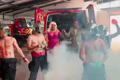 Teaser Dirty Dancing des pompiers de Grasse : 100 000 vues
