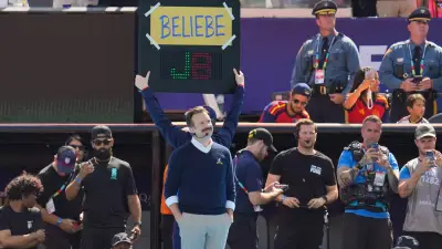 Ted Lasso invité à entraîner une équipe féminine en Lituanie