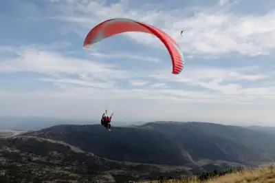 Test du parapente biplace au mont Lachens : entre frayeur et émerveillement