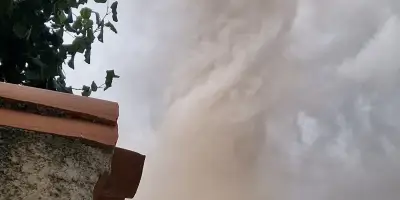 Tornade dans l'Aude : 26 blessés et une centaine d'habitations touchées