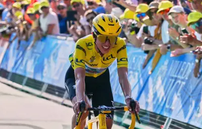 Tour de France Femmes : Vollering frappe fort, Niewiadoma s'indigne