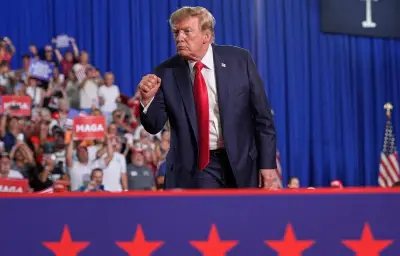 Trump rebaptise le lac Ontario pour détourner l'attention