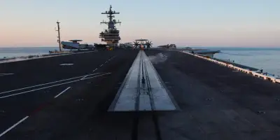 Trump veut relancer les catapultes à vapeur sur les porte-avions