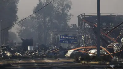 Ukraine : 38 morts après une frappe russe sur un dépôt de munitions