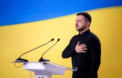Ukraine : Zelensky écarte des élections en temps de guerre