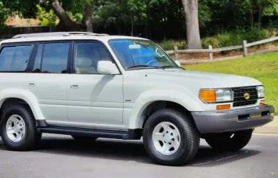 Un Toyota Land Cruiser de 1997 à 7 544 km vendu 130 000 $