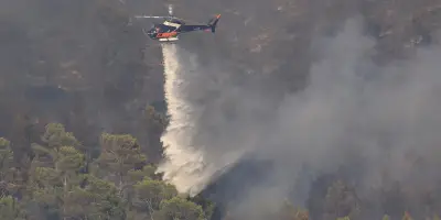 Var et Carcassonne : les pompiers luttent contre deux incendies